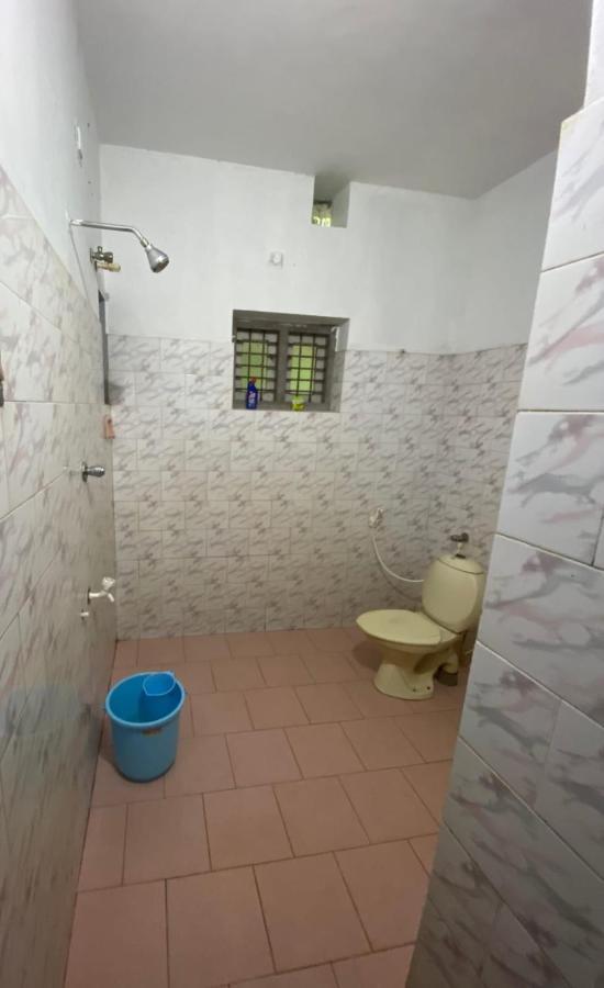 H Villa Nilambūr Esterno foto